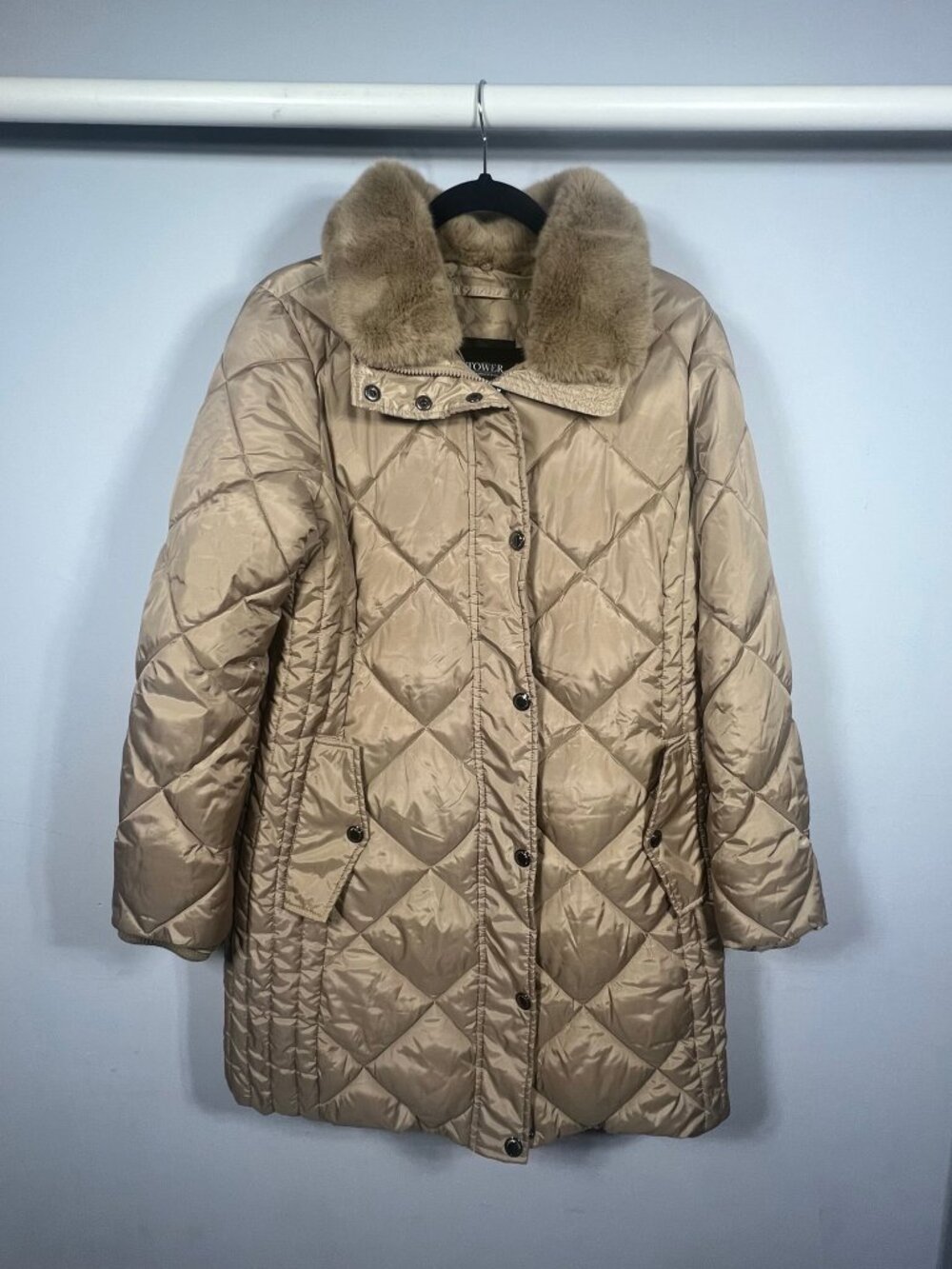 Tower London Fog Jacket Womens Quilted Puffer Medium Mid Length Faux Fur Winter